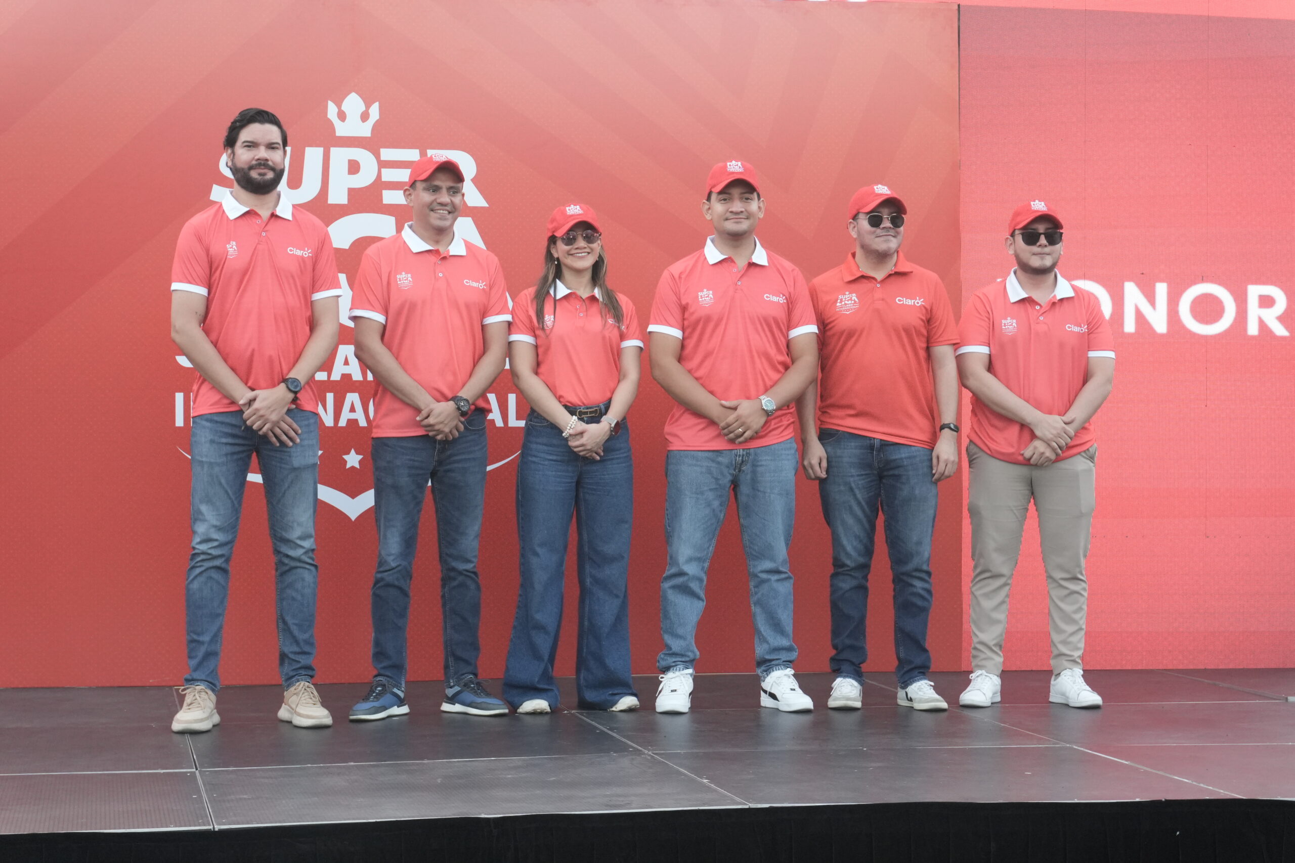 inauguración de la Super Liga Claro Internacional en Honduras